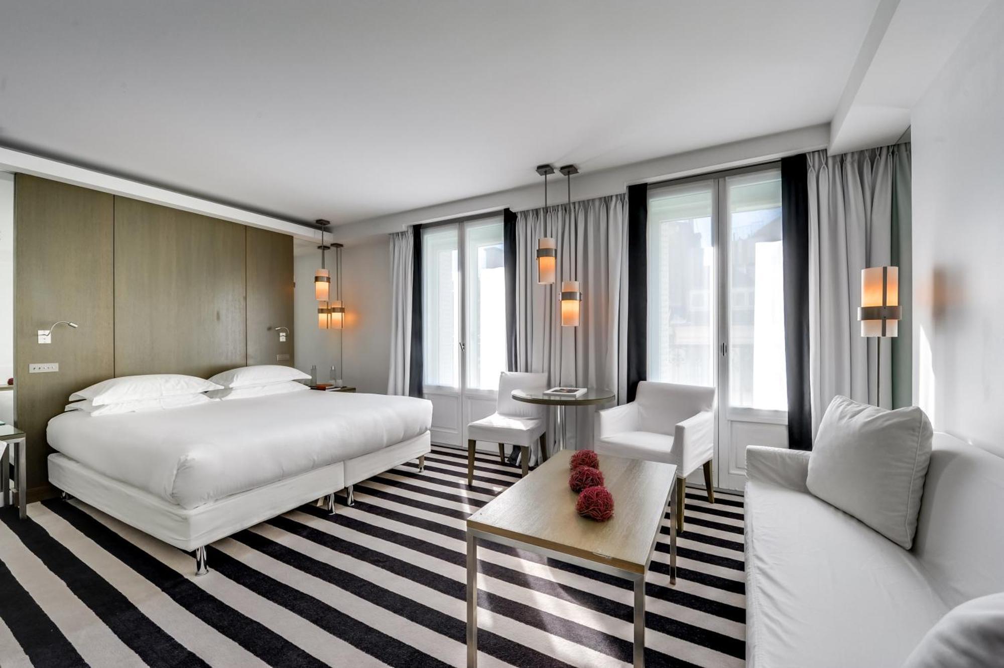Le A Hotel
